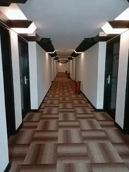 Hotel Lock yang terpasang di kamar Hotel Sibayak